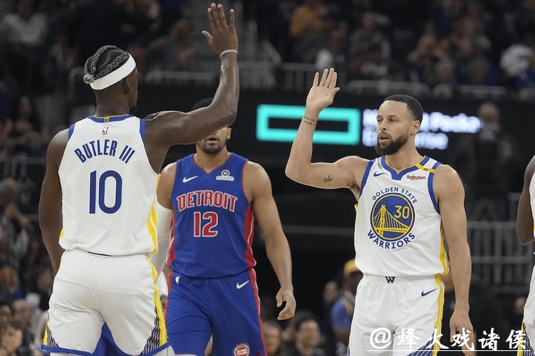 蒙克26+12库里空砍26分 国王大胜勇士4连胜