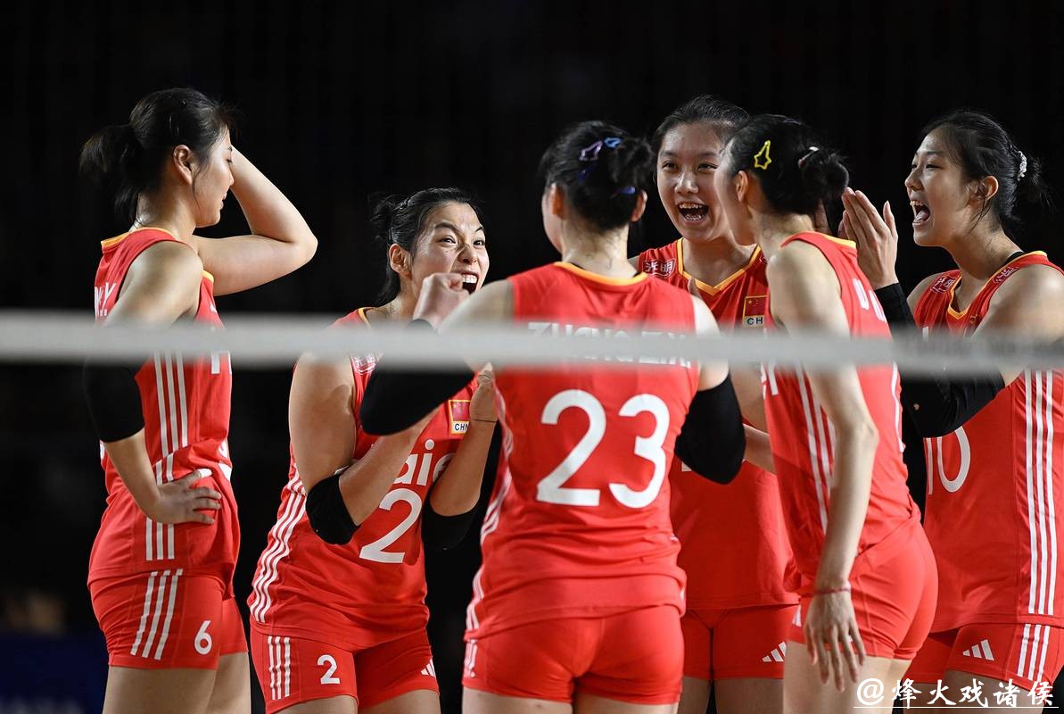 中国女排积极备战世锦赛 首场小组赛对阵墨西哥队