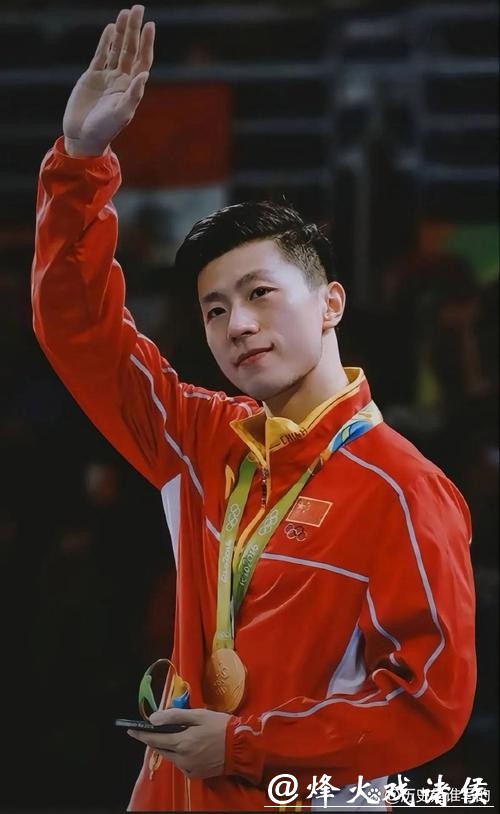 我印象她是北京冬奥会2000米混合接力的金牌获得者,成绩稳定虽然运气欠佳,能留下来继续比赛已经足够了 我印象她是北京冬奥会2000米混合接力的金牌获得者,成绩稳定虽然运气欠佳,能留下来继续比赛已经足够了