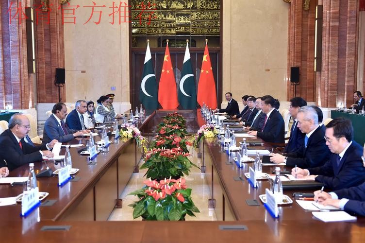 佟立新副局长会见世界泳联主席侯赛因 佟立新副局长会见世界泳联主席侯赛因